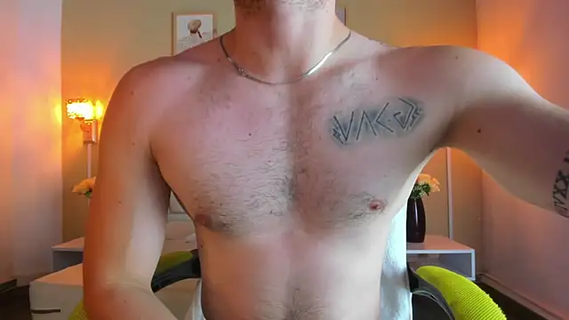 Snapshot of juan_prior chatting on October 17, 2025, 7:38 pm juan prior online show from October 17, 2025, 7:38 pm