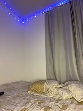 nicoleebony1 online show from December 17, 2024, 11:49 pm