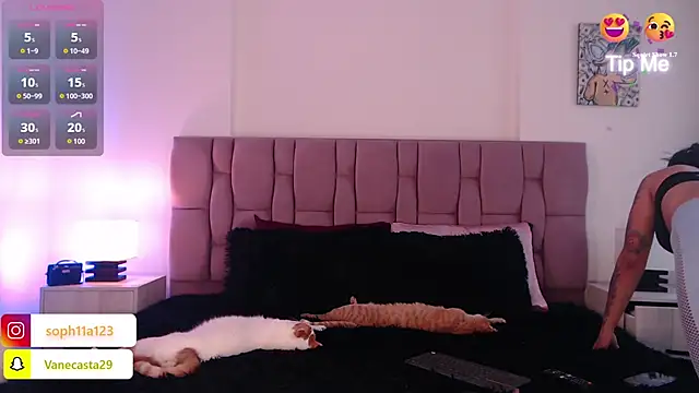 SophiaKarson online show from December 21, 2024, 7:27 pm