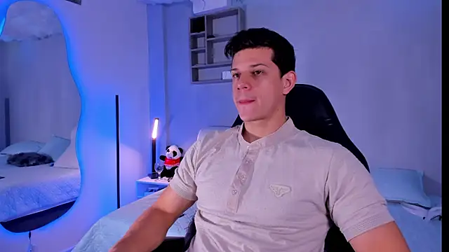 MarcoSullivan online show from December 3, 2025, 1:31 pm