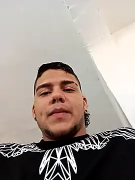 Snapshot of Nathan_mason_ chatting on January 13, 2025, 9:20 pm Nathan mason online show from January 13, 2025, 9:20 pm