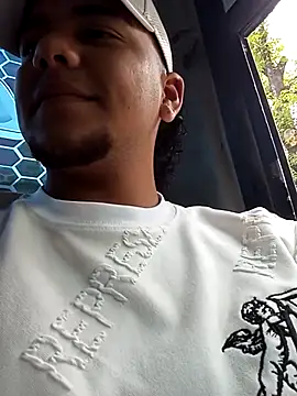 Snapshot of Nathan_mason_ chatting on March 3, 2025, 6:12 pm Nathan mason online show from March 3, 2025, 6:12 pm