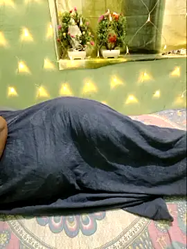 Snapshot of NEHA-DESHI chatting on January 8, 2025, 12:37 pm NEHA-DESHI online show from January 8, 2025, 12:37 pm