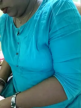 Snapshot of NEHA-DESHI chatting on January 9, 2025, 9:05 pm NEHA-DESHI online show from January 9, 2025, 9:05 pm
