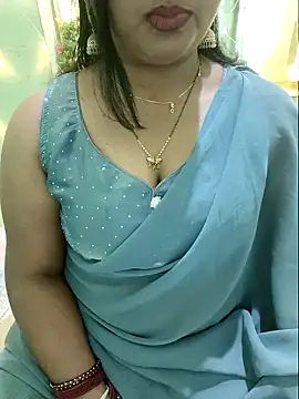 Snapshot of NEHA-DESHI chatting on January 13, 2025, 10:25 am NEHA-DESHI online show from January 13, 2025, 10:25 am