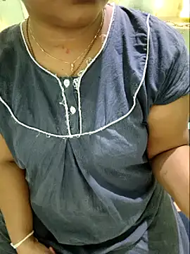Snapshot of NEHA-DESHI chatting on February 5, 2025, 10:41 am NEHA-DESHI online show from February 5, 2025, 10:41 am