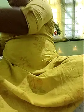 Snapshot of NEHA-DESHI chatting on February 11, 2025, 9:20 am NEHA-DESHI online show from February 11, 2025, 9:20 am