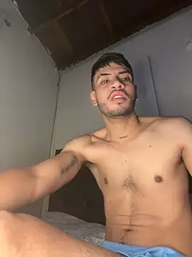 Snapshot of tom_thick chatting on January 15, 2025, 3:18 pm tom thick online show from January 15, 2025, 3:18 pm