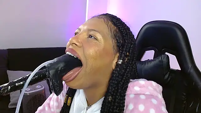 Snapshot of Anabel693 chatting on January 19, 2025, 1:44 pm Anabel693 online show from January 19, 2025, 1:44 pm