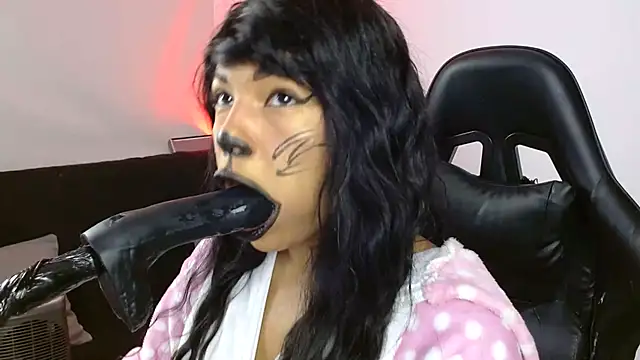 Snapshot of Anabel693 chatting on February 9, 2025, 11:04 am Anabel693 online show from February 9, 2025, 11:04 am