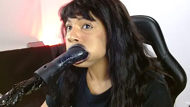 Snapshot of Anabel693 chatting on February 25, 2025, 11:19 am Anabel693 online show from February 25, 2025, 11:19 am