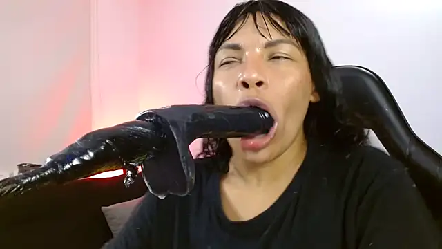 Snapshot of Anabel693 chatting on March 15, 2025, 1:29 pm Anabel693 online show from March 15, 2025, 1:29 pm