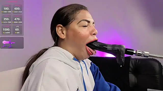 Snapshot of Anabel693 chatting on April 4, 2026, 10:24 am Anabel693 online show from April 4, 2026, 10:24 am