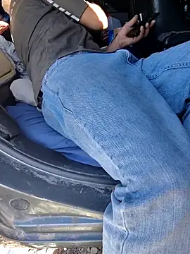 FloppyPickle4u online show from February 4, 2026, 5:30 pm