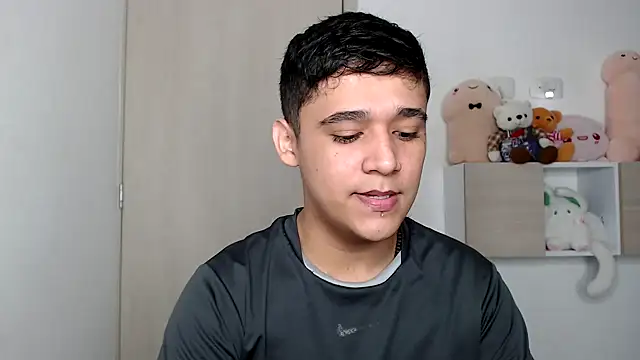 kaiine190 online show from February 5, 2026, 6:07 am