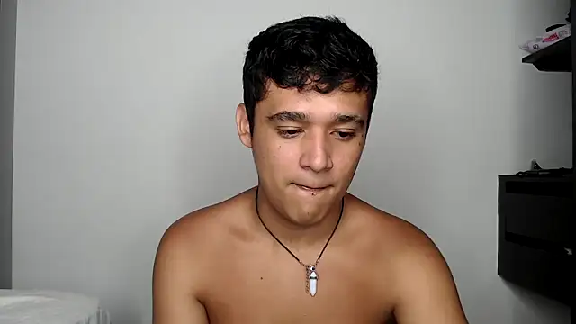 kaiine190 online show from April 13, 2026, 6:41 am