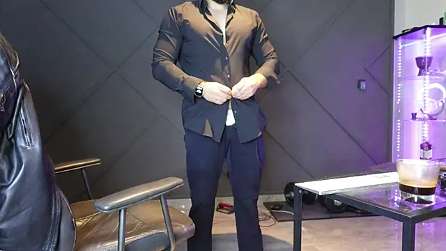 mattmasterss online show from March 25, 2026, 10:05 pm