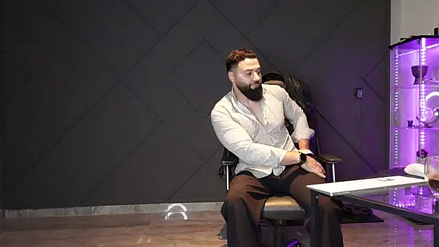 mattmasterss online show from April 10, 2026, 7:29 pm