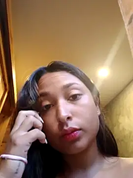 Bonnie Clydeee online show from November 28, 2025, 11:35 am