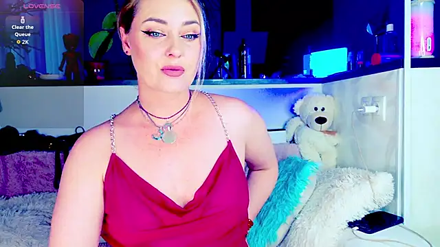 Snapshot of _JuliaSpace_ chatting on July 23, 2026, 4:49 pm JuliaSpace online show from July 23, 2026, 4:49 pm