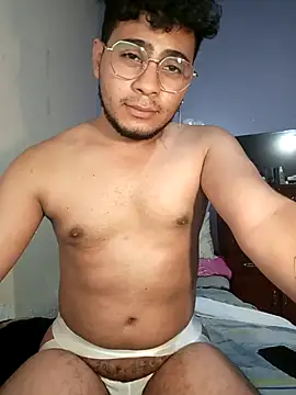 Snapshot of MaskeradeBix chatting on March 9, 2025, 5:44 am MaskeradeBix online show from March 9, 2025, 5:44 am