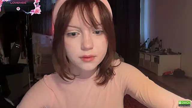 Snapshot of electric_babe chatting on March 3, 2026, 2:45 pm electric babe online show from March 3, 2026, 2:45 pm