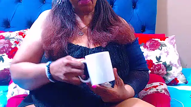 ebonycandy10 online show from October 7, 2025, 4:31 am