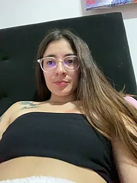 Snapshot of Princ3ssgabi chatting on January 25, 2025, 1:32 am Princ3ssgabi online show from January 25, 2025, 1:32 am