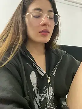 Snapshot of Princ3ssgabi chatting on March 9, 2025, 3:32 am Princ3ssgabi online show from March 9, 2025, 3:32 am