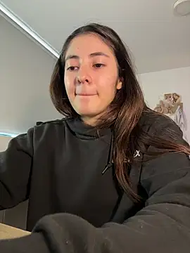 Princ3ssgabi online show from November 19, 2025, 7:36 pm