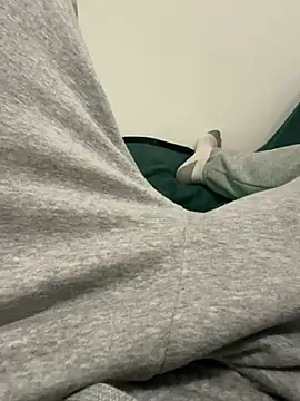 PLUK16 online show from February 4, 2026, 9:53 pm