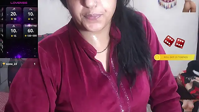 Sexy komolika online show from November 10, 2025, 1:43 pm