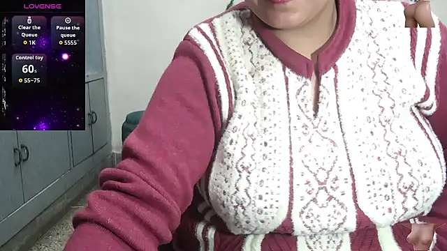 Sexy komolika online show from February 16, 2026, 5:09 pm