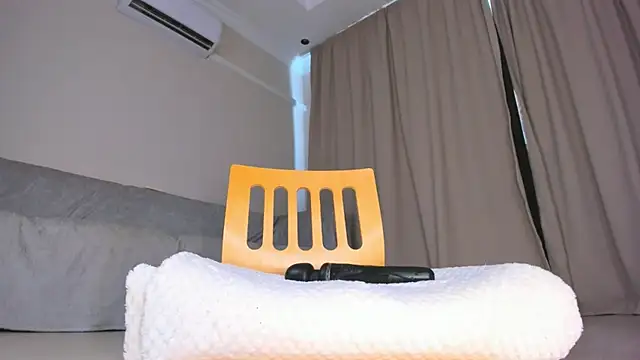 Cherrypie 001 online show from July 31, 2026, 4:23 am