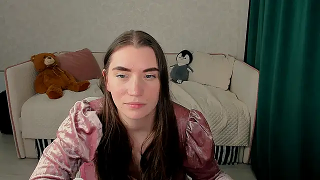 pussyhome2407 online show from February 5, 2025, 9:07 pm