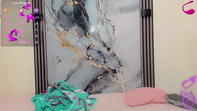 Rubi 30 online show from March 25, 2026, 11:49 am