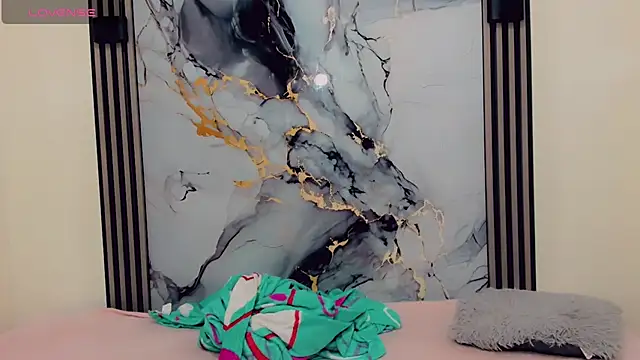 Rubi 30 online show from April 6, 2026, 11:22 am