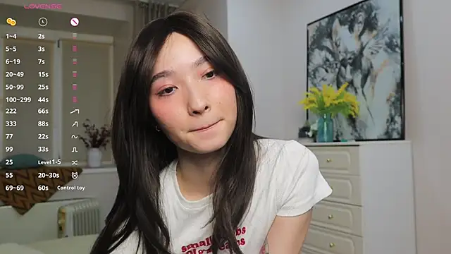 ikuyo  online show from April 3, 2026, 4:27 pm