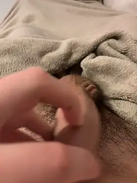 Snapshot of fuckitzer chatting on February 21, 2025, 9:24 am fuckitzer online show from February 21, 2025, 9:24 am