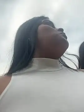 royalgirls x online show from February 15, 2025, 10:42 pm