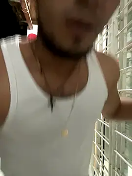 royalgirls x online show from September 24, 2025, 1:09 am