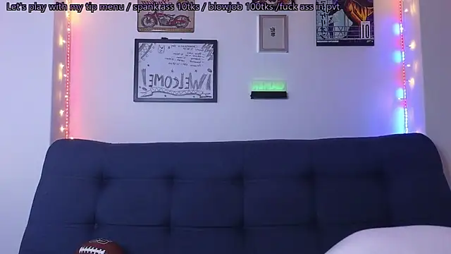 catalina y tylerjhons online show from February 6, 2025, 9:22 am