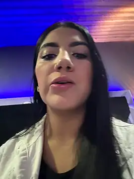 PaulinaDuarte online show from September 23, 2025, 11:35 am