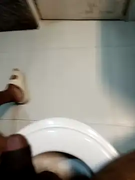 Snapshot of RajeshKumar133476 chatting on December 5, 2024, 4:20 am RajeshKumar133476 online show from December 5, 2024, 4:20 am