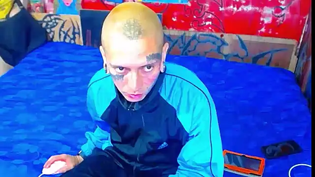 deivid estrada online show from November 13, 2025, 4:17 pm