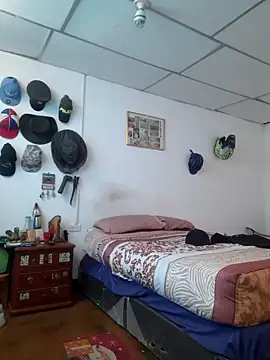 andresbigcock9 online show from May 24, 2026, 2:55 pm