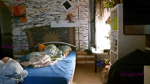 Snapshot of BongChannel chatting on January 25, 2025, 10:19 am BongChannel online show from January 25, 2025, 10:19 am