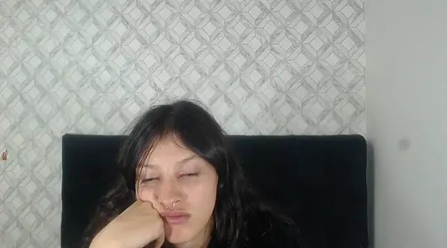 Emma-Wilson online show from February 18, 2025, 9:32 am