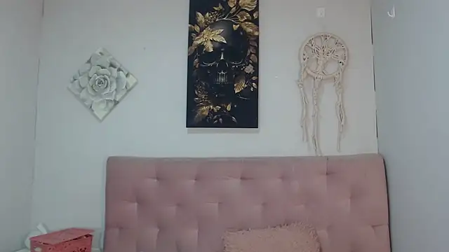 Emma-Wilson online show from March 15, 2025, 5:19 am