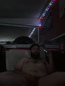 Snapshot of bigdickgio6923 chatting on February 9, 2025, 6:22 am bigdickgio6923 online show from February 9, 2025, 6:22 am